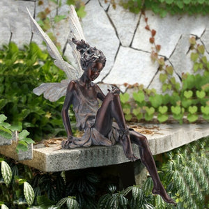 Open image in slideshow, Fairy Sitting Garden Statue Ornament
